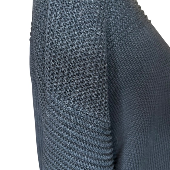 Nautica Black Crewneck Sweater with Gold Accents - Picture 5 of 9